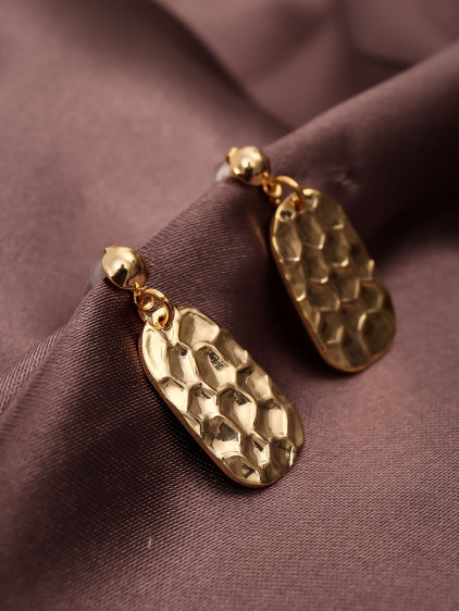 Küçük Oval Plaka Gold  Renk Küpe