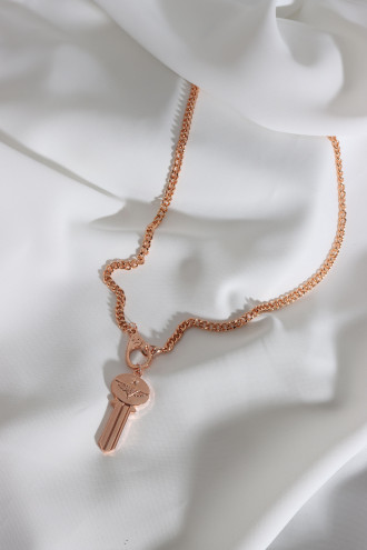 Anahtar Sallantılı Rose Renk Zincirli Kolye