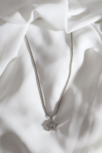 Yarı Taşlı Yıldız Şekil Gümüş Renk Kolye