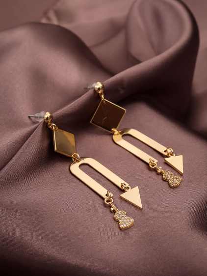 Sallantılı Gold Renk Küpe
