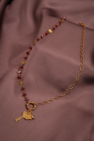 Kırmızı Kristal Taşlı Gold Renk Kolye