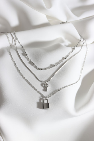 3'Lü Anahtar Figürlü 316L Gümüş Renk Çelik Kolye 3'Lü Anahtar Figürlü 316L Gümüş Renk Çelik Kolye