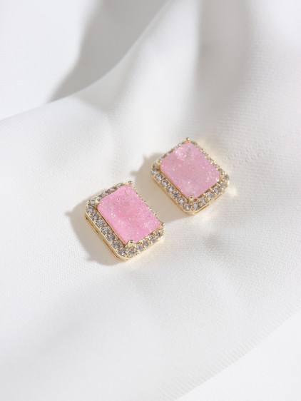 Neon Pembe Taşlı Gold Renk Kare Küpe
