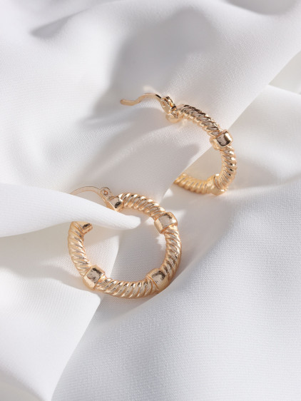 Burgulu Düğme Model Vintage Gold Renk Halka Küpe