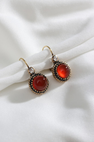 Saydam Kahve Rengi Taşlı Yuvarlak Otantik Küpe