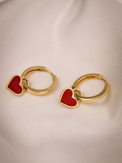 Kırmızı Mineli Kalp Charm Gold Renk Halka Küpe Kırmızı Mineli Kalp Charm Gold Renk Halka Küpe