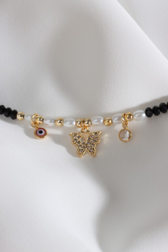 Kelebek Charmlı İnci Detay Siyah Boncuk Kolye