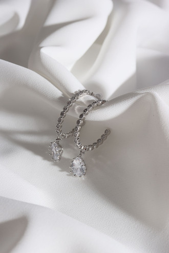 Oval Halkalı Taş Sallantılı Gümüş Renk Abiye Küpe