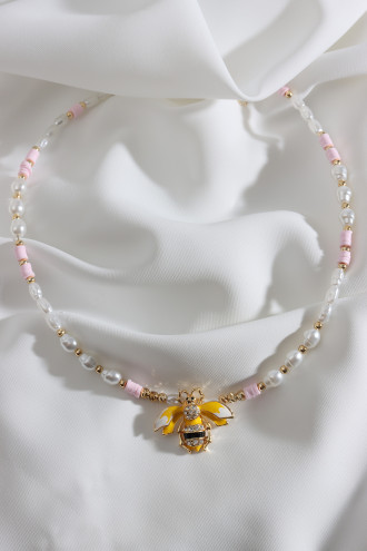 Arı Fügür Pembe Fimo Detaylı Inci Kolye