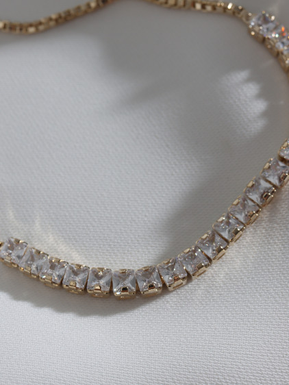 Beyaz Zircon Taşlı Asansörlü Gold Renk Su Yolu Bileklik