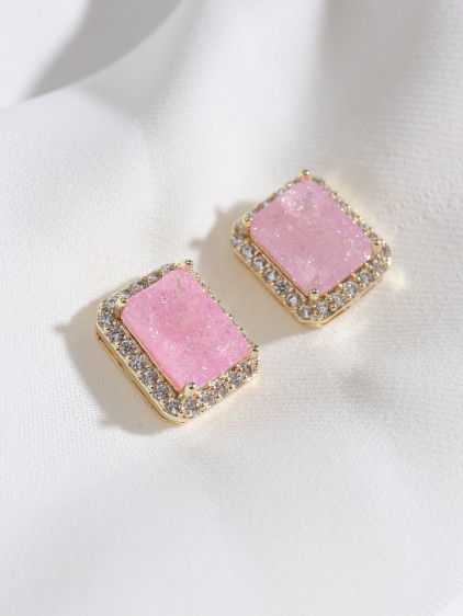 Neon Pembe Taşlı Gold Renk Kare Küpe