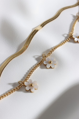 Sedef Papatya Sallantılı 2'Li Gold Renk Çelik Bileklik Sedef Papatya Sallantılı 2'Li Gold Renk Çelik Bileklik