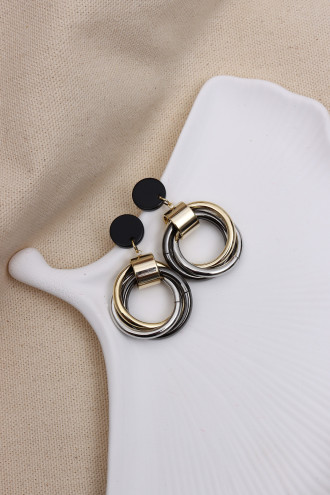 3 Halkalı Sallantılı Küpe 3 Halkalı Sallantılı Küpe