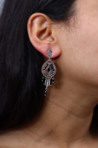 OVAL KUM BONCUKLU SALLANTILI KARARMAZ ETNİK KÜPE(VIP)