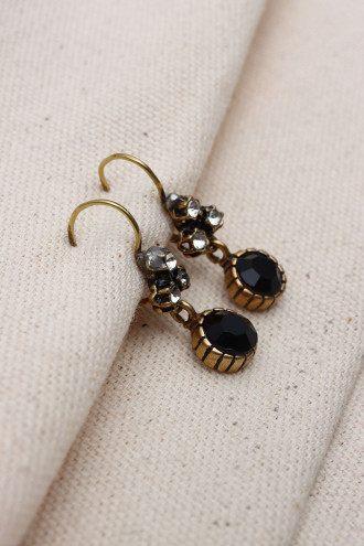 Yuvarlak Taşlı Otantik Küpe Yuvarlak Taşlı Otantik Küpe