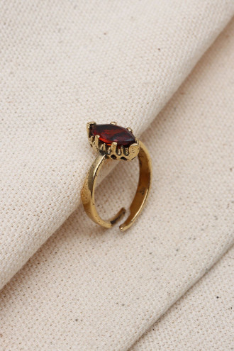 Mekik Taşlı Gold Renk Ayarlamalı Otantik Yüzük Mekik Taşlı Gold Renk Ayarlamalı Otantik Yüzük