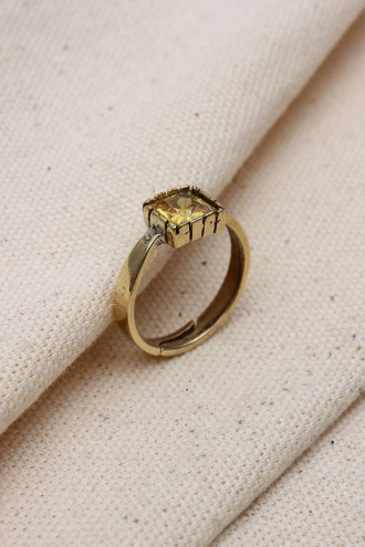 Kare Taşlı Ayarlanabilir Otantik Yüzük Kare Taşlı Ayarlanabilir Otantik Yüzük