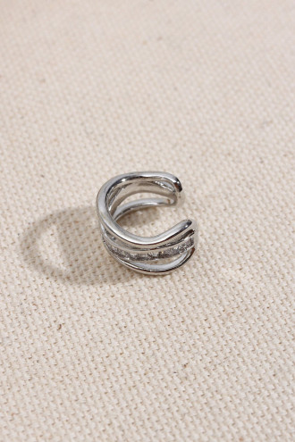 Trapez Taşlı Gümüş Renk Kıkırdak Küpe Trapez Taşlı Gümüş Renk Kıkırdak Küpe