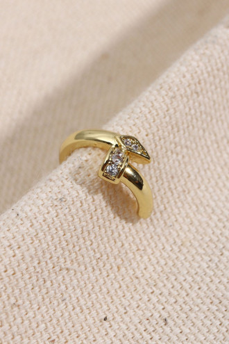 Çivi Model Gold Renk Kıkırdak Küpe Çivi Model Gold Renk Kıkırdak Küpe