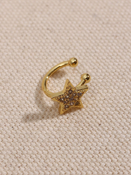 Gold Renk Yıldız Figürlü Kıkırdak Küpe Gold Renk Yıldız Figürlü Kıkırdak Küpe