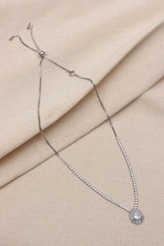 Trapez Taşlı Gümüş Renk Asansörlü Su Yolu Kolye