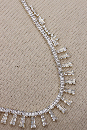 Trapez Taşlı Gold Renk Su Yolu Kolye