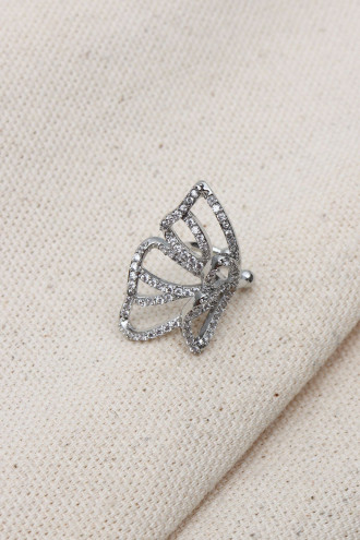 Kelebek Figür Gümüş Renk Kıkırdak Küpe Kelebek Figür Gümüş Renk Kıkırdak Küpe