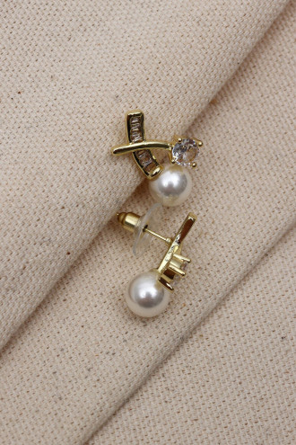 Trapez Taş Detaylı Gold Renk İnci Küpe