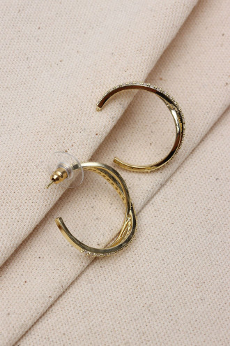 Çift Şeritli Gold Renk Zircon Taşlı Halka Küpe Çift Şeritli Gold Renk Zircon Taşlı Halka Küpe