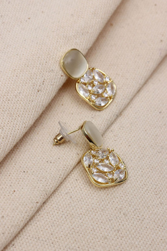 Sedef Taşlı Gold Renk Kare Abiye Küpe