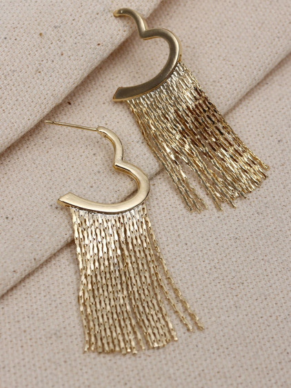 Kalp Figürlü Zincir Sallantılı Gold Renk Küpe Kalp Figürlü Zincir Sallantılı Gold Renk Küpe