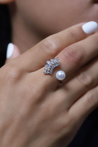 İnci Detaylı Gümüş Renk Ayarlanabilir Zircon Taşlı Abiye Yüzük İnci Detaylı Gümüş Renk Ayarlanabilir Zircon Taşlı Abiye Yüzük