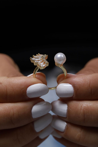 İnci Detaylı ALTIN, GOLD Renk Ayarlanabilir Zircon Taşlı Abiye Yüzük İnci Detaylı ALTIN, GOLD Renk Ayarlanabilir Zircon Taşlı Abiye Yüzük