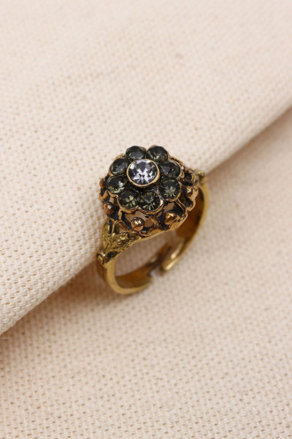 Antrasit Taşlı Çiçek Figür Ayarlanabilir Otantik Yüzük Antrasit Taşlı Çiçek Figür Ayarlanabilir Otantik Yüzük