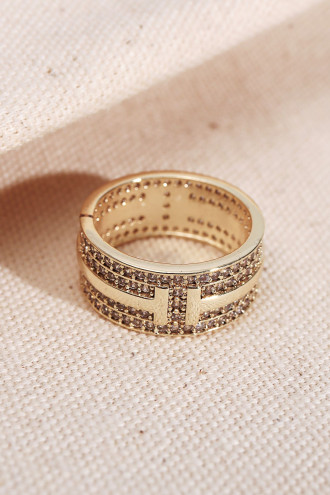 Zircon Taşlı Tam Tur Yüzük Zircon Taşlı Tam Tur Yüzük