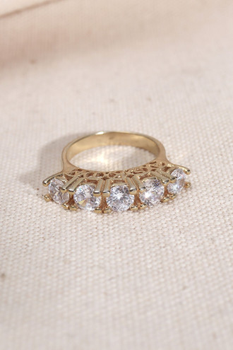 Gold Renk Zircon Taşlı 5 Taş Yüzük Gold Renk Zircon Taşlı 5 Taş Yüzük