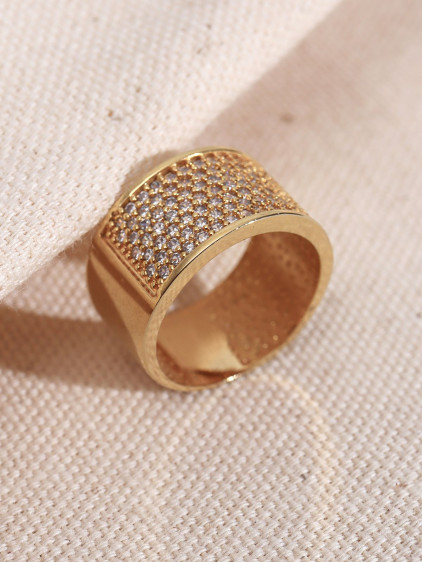 Zircon Taşlı Gold Renk Yarım Tur Yüzük Zircon Taşlı Gold Renk Yarım Tur Yüzük