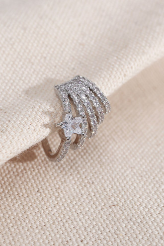 5 Şeritli Yıldız Zircon Taşlı Gümüş Renk Kıkırdak Küpe 5 Şeritli Yıldız Zircon Taşlı Gümüş Renk Kıkırdak Küpe