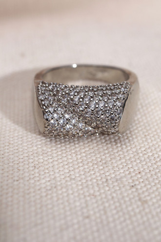 Zircon Taşlı Bombe Yüzük Zircon Taşlı Bombe Yüzük