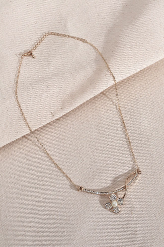 İnci Detaylı Gold Renk Çiçek Kolye