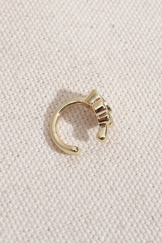 Beyaz Mineli Gold Renk Pati Figür Kıkırdak Küpe Beyaz Mineli Gold Renk Pati Figür Kıkırdak Küpe