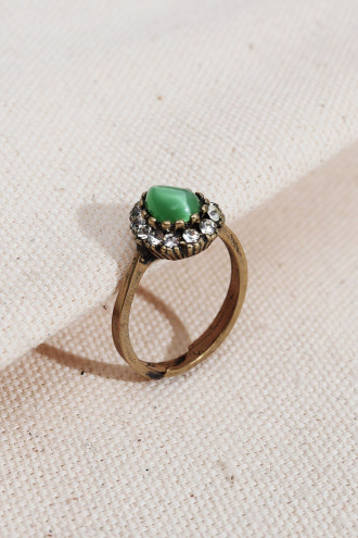 Yeşil Damla Taşlı Otantik Yüzük