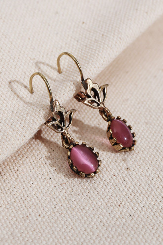 Pembe Taşlı Sallantılı Otantik Küpe Pembe Taşlı Sallantılı Otantik Küpe