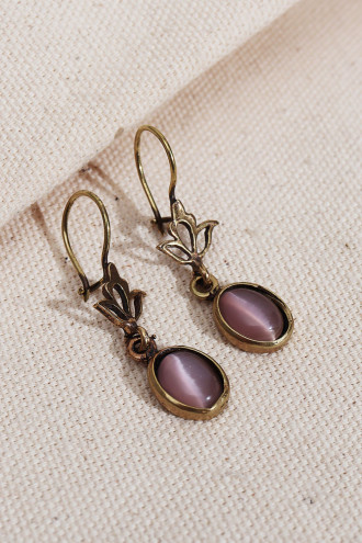 Saydam Lila Taşlı Sallantılı Otantik Küpe Saydam Lila Taşlı Sallantılı Otantik Küpe