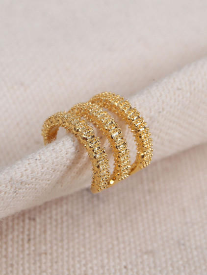 3 Şeritli Gold Renk Kıkırdak Küpe