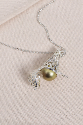 Anne Tınısı - Gümüş Renk Beyaz Taşlı Çan Kolye