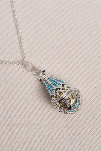 Anne Tınısı - Gümüş Renk Mavi Taşlı Çan Kolye