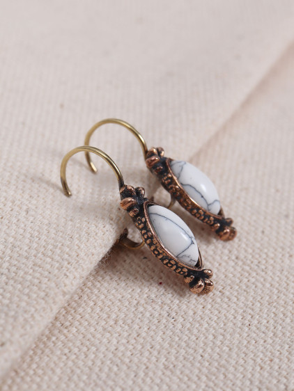 Havlit Taşlı Otantik Küpe Havlit Taşlı Otantik Küpe