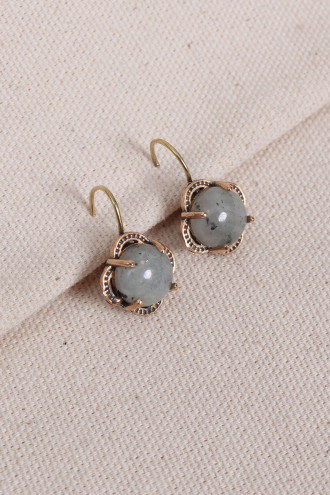 Ay Taşlı Çiçek Model Otantik Küpe Ay Taşlı Çiçek Model Otantik Küpe