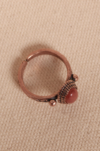 Kehribar Taşlı Ayarlanabilir Otantik Bakır Yüzük Kehribar Taşlı Ayarlanabilir Otantik Bakır Yüzük